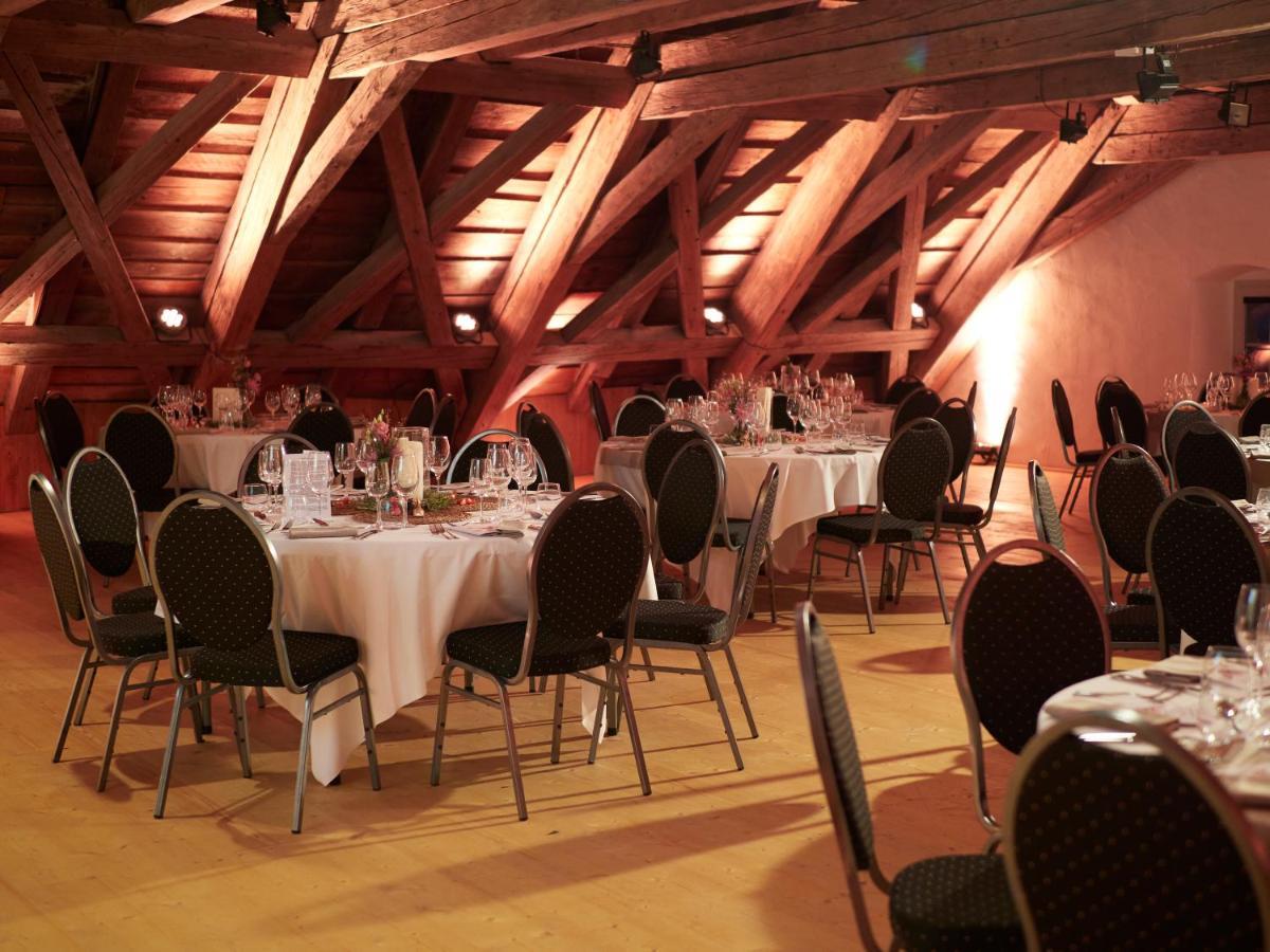 Auberge De Bellelay Restaurant Chez Aron Balde ภายนอก รูปภาพ