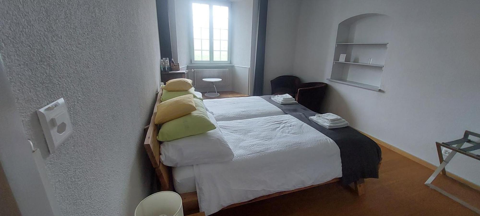 Auberge De Bellelay Restaurant Chez Aron Balde ภายนอก รูปภาพ
