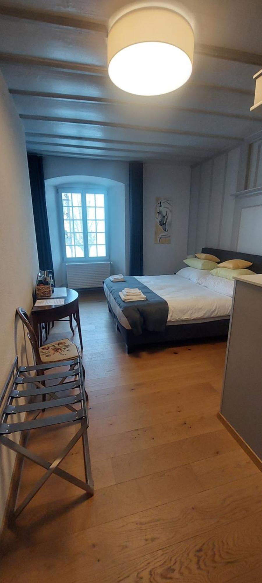 Auberge De Bellelay Restaurant Chez Aron Balde ภายนอก รูปภาพ